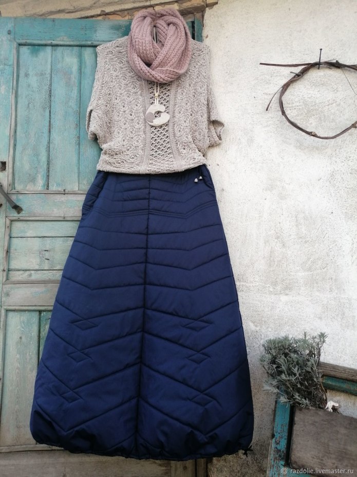 Стеганная юбка Uniq;o миди