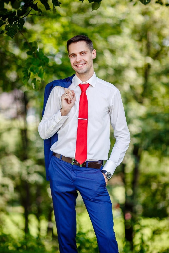 Брюки и жилетка мужские