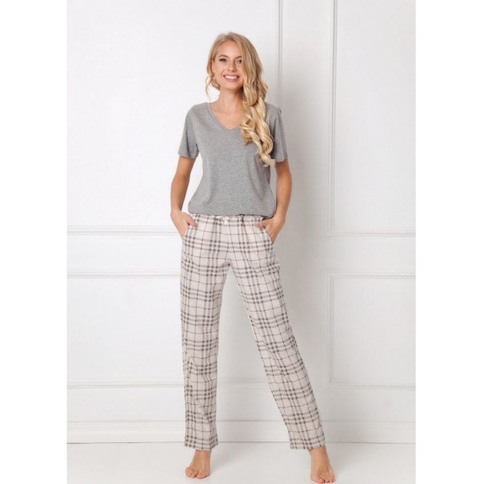 Пижама бежевая женская