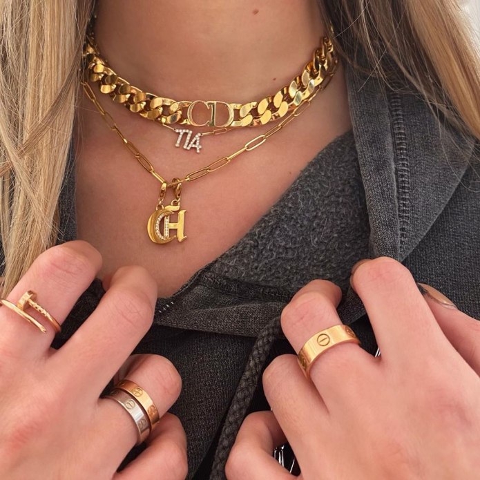 Серьги тренд 2022