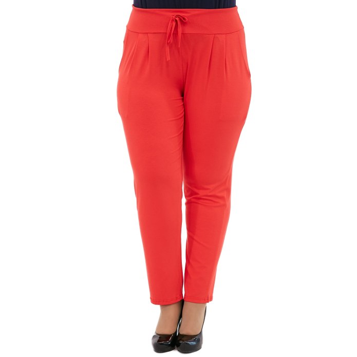 Блестящая кофточка брусничного цвета размер 62