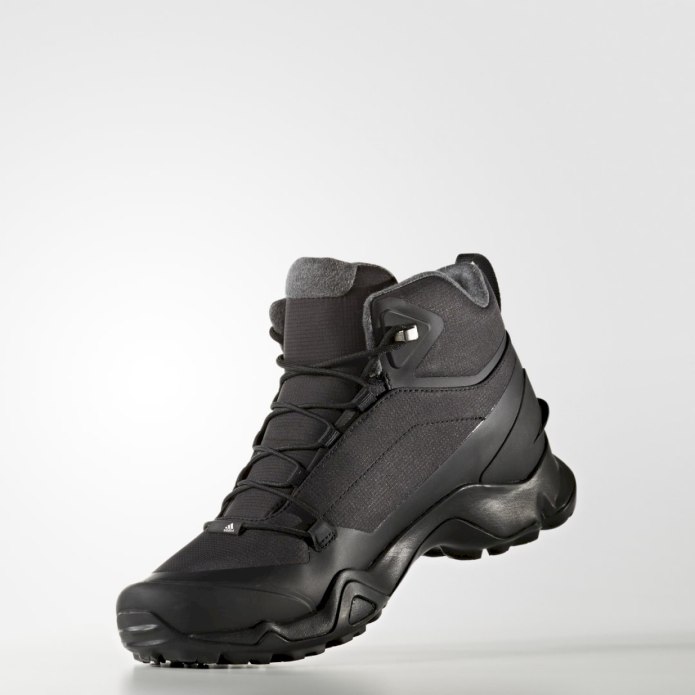 Кроссовки адидас Terex зимние