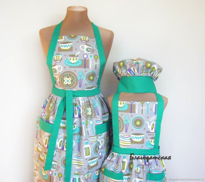 Красивый фартук с колпаком