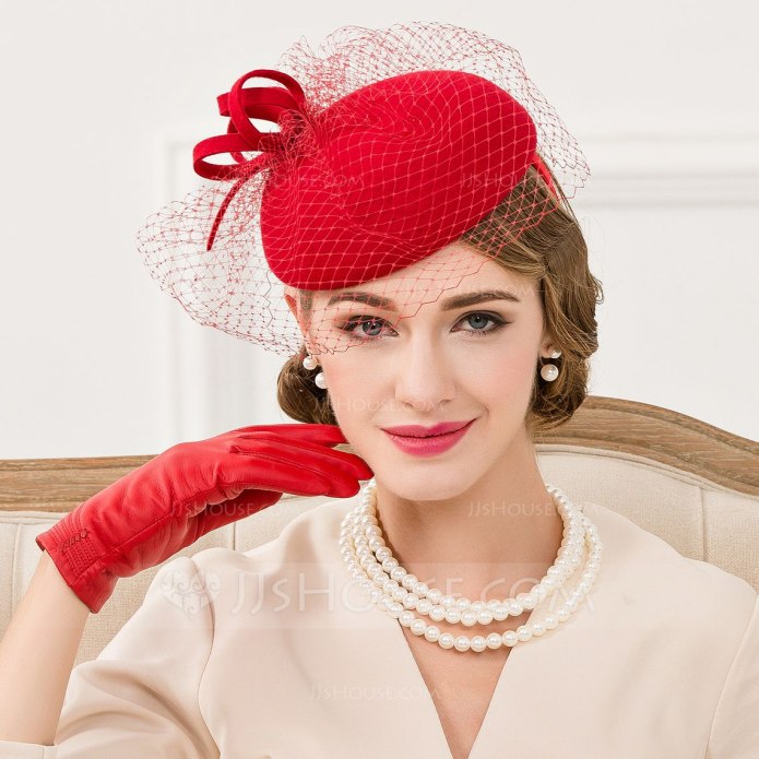 Женские головные уборы