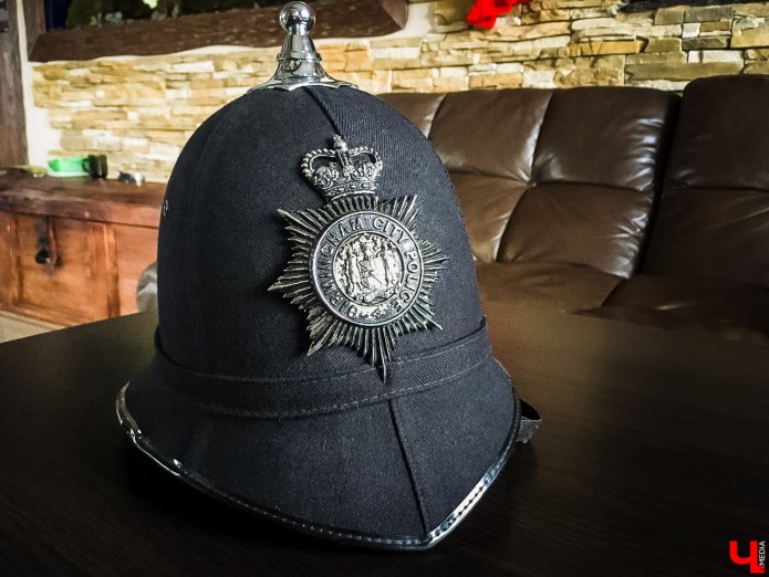 Полицейский шлем Бобби