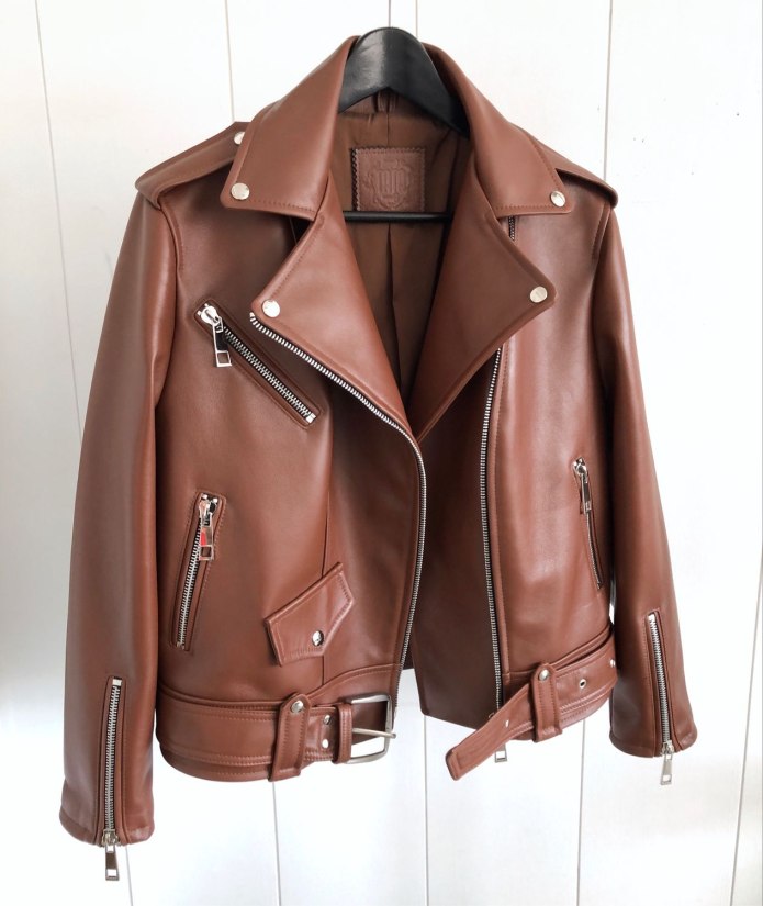 Модные кожаные куртки