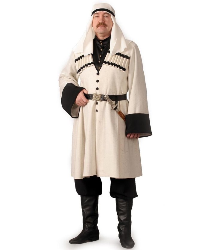 Кавказский костюм черкеска