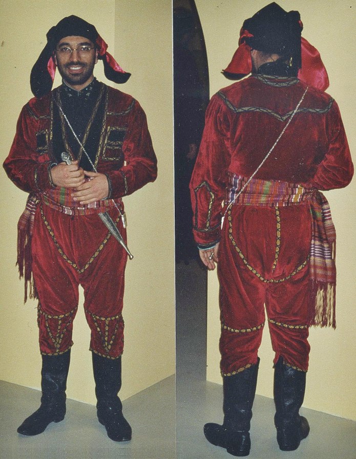 Грузинские костюмы для танцев