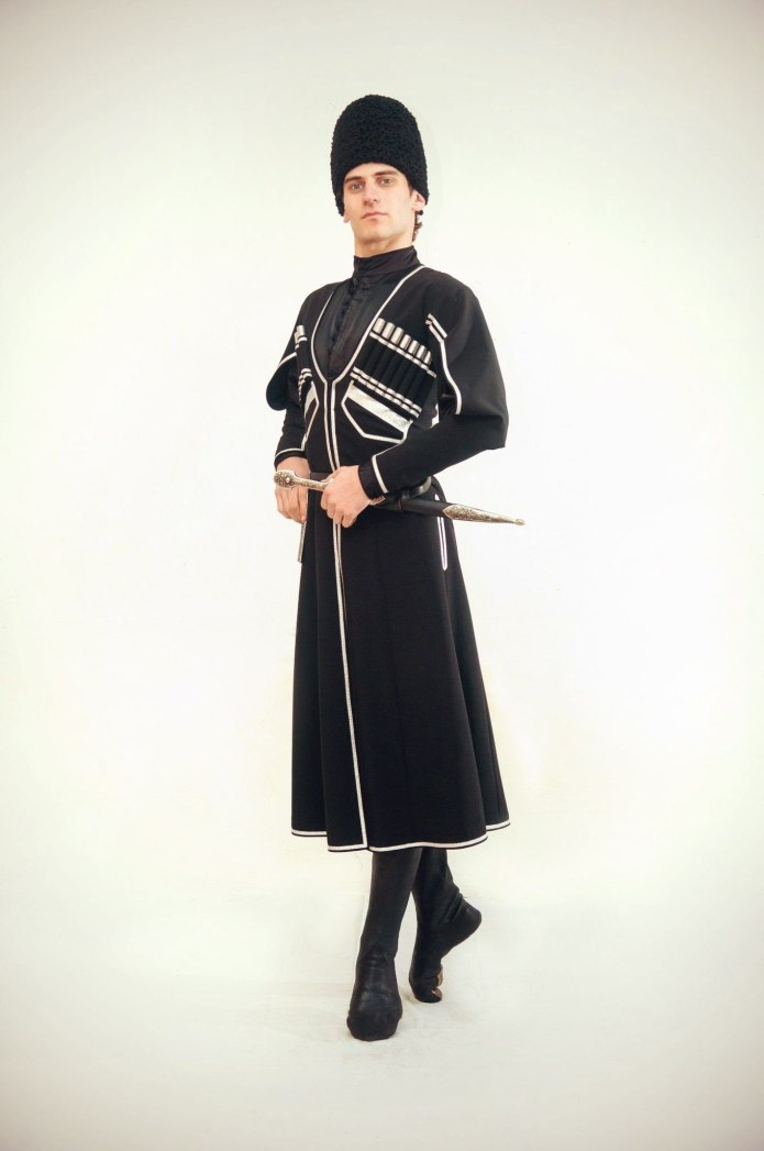 Газыри на черкеске