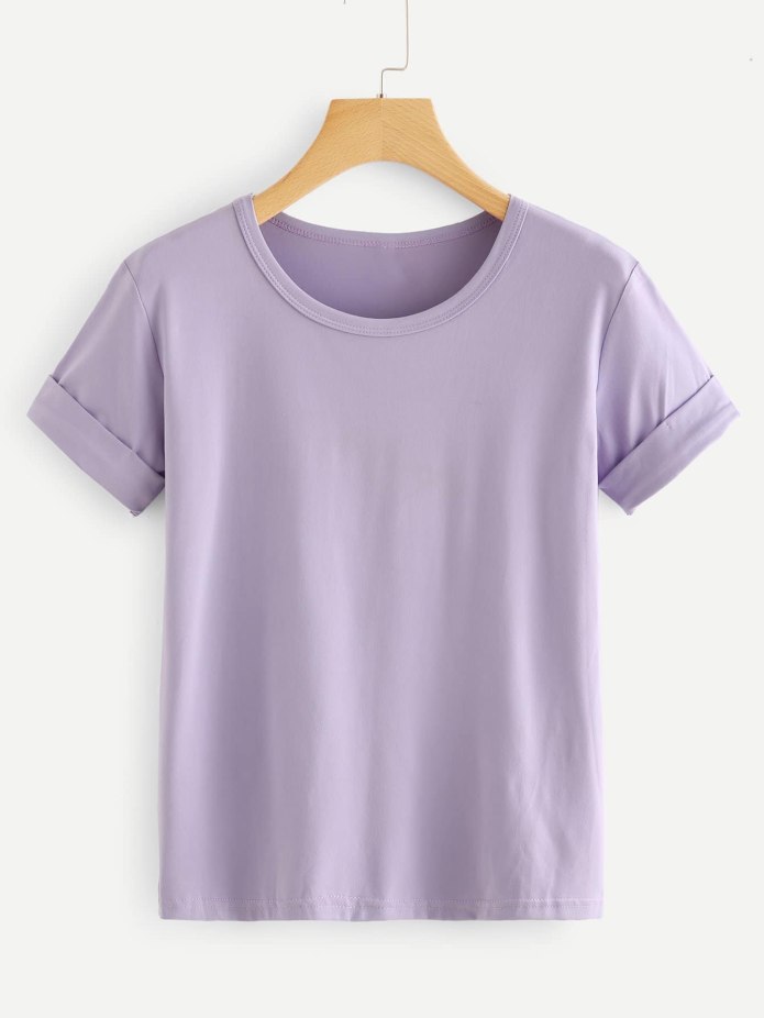 Фиолетовая футболка женская