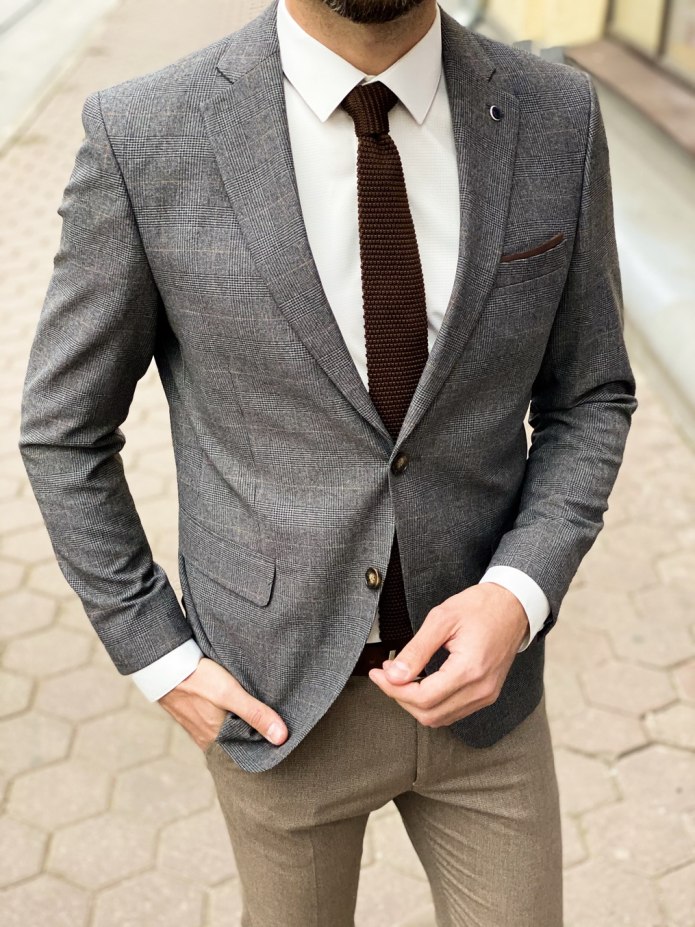Коричный мужской пиджак