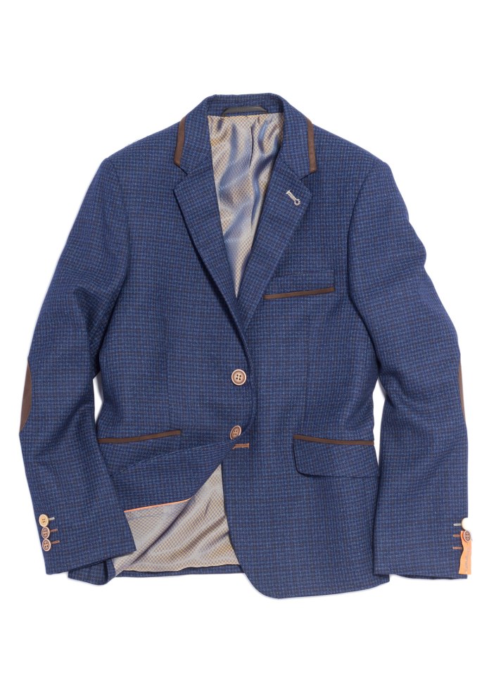 Ребенок в пиджаке