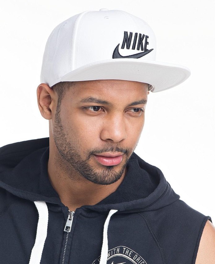 Бейсболка Nike Metal Swoosh