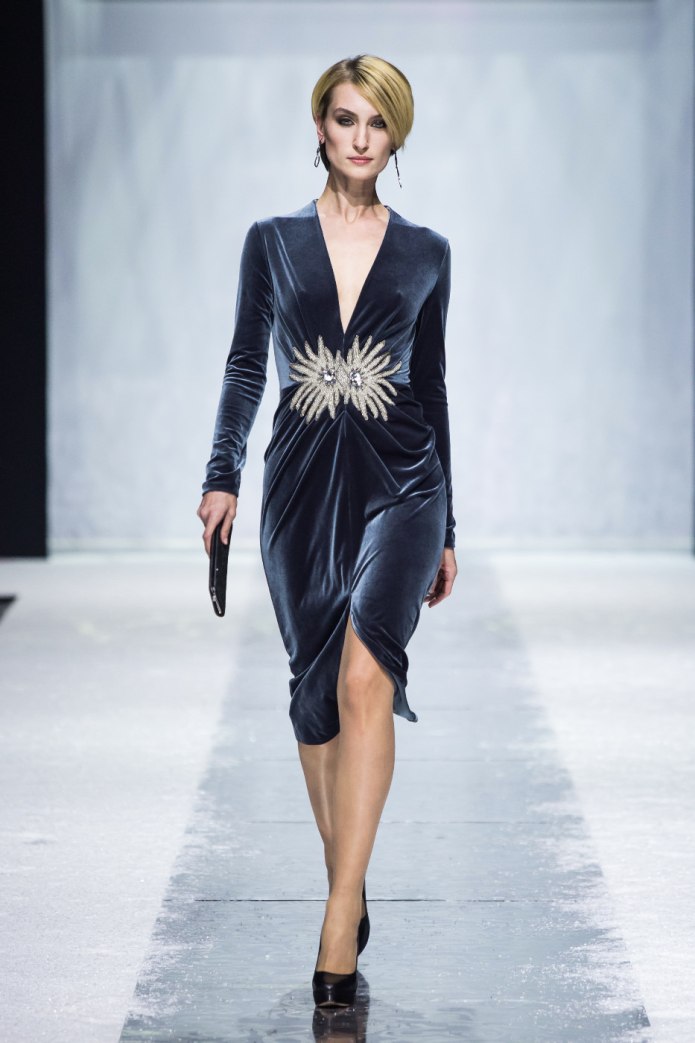 Вельветовое платье Style