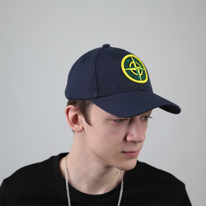 Стоун Исланд бейсболка