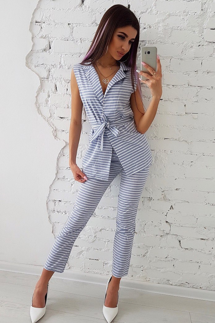 Костюм брючный