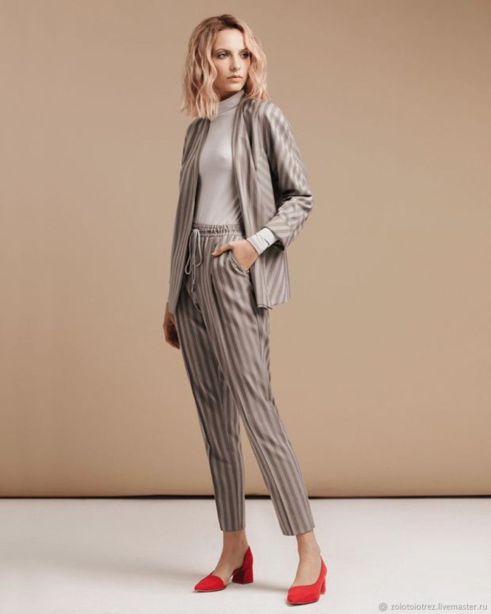 Лиссана 4084 — брючный костюм