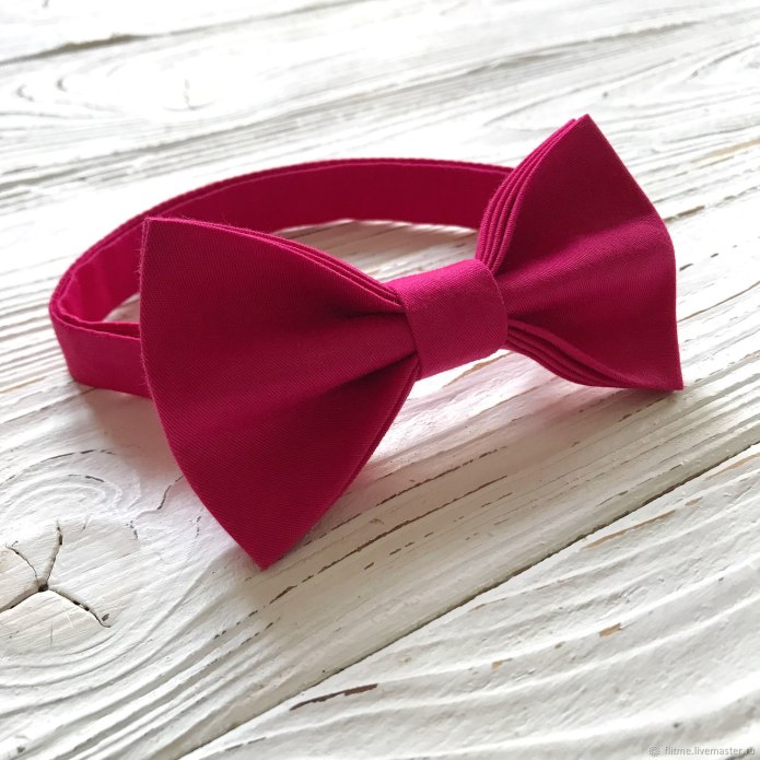 Мужской бордовый шёлковый галстук