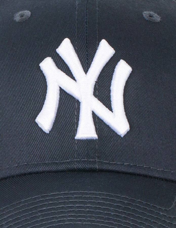 New era 9forty Naruto