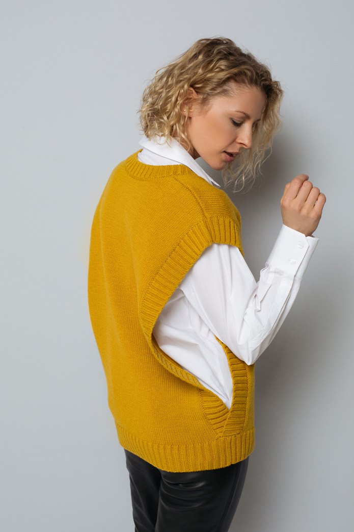 Костюм с жилеткой для мальчика