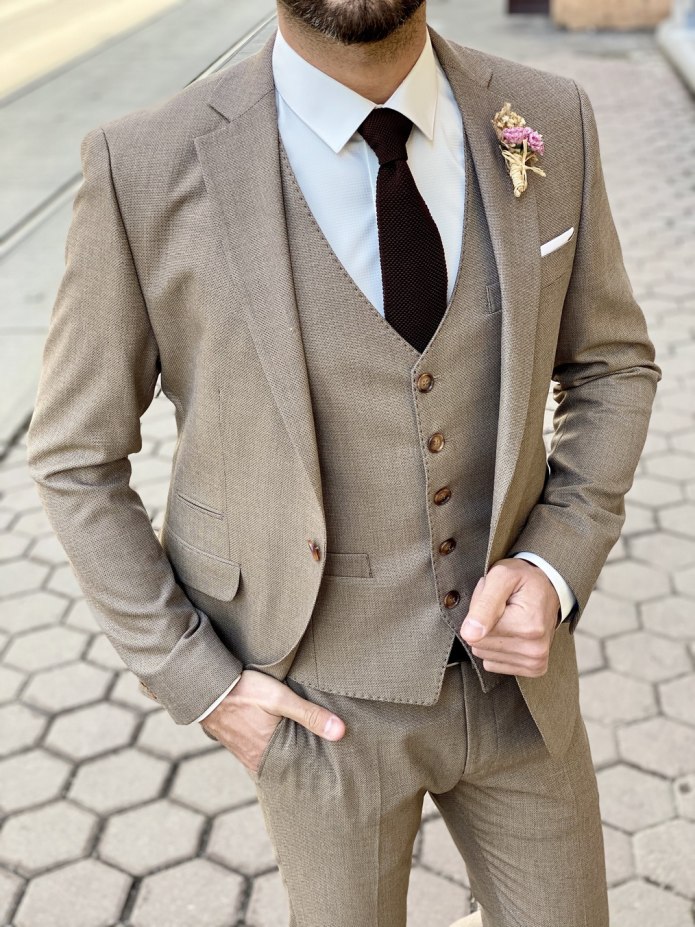 Костюм в клетку мужской