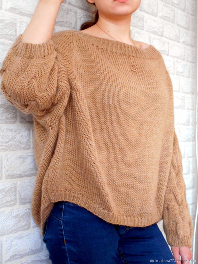 Красный вязаный свитер женский