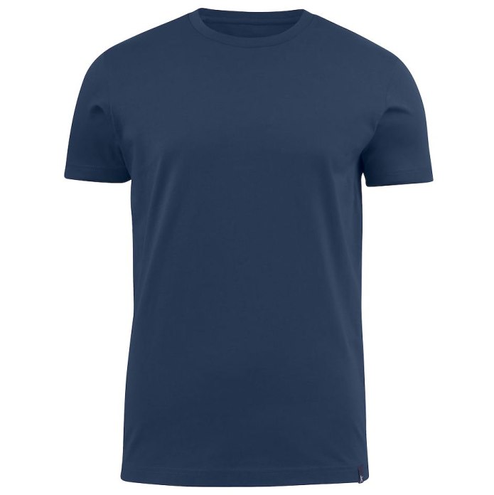 Черная футболка мужская