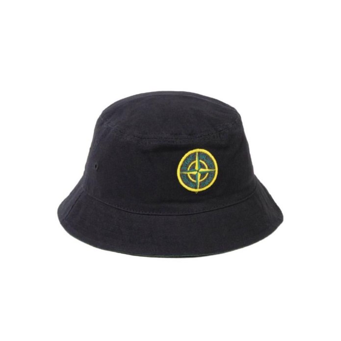 Кепка стон Айленд черная