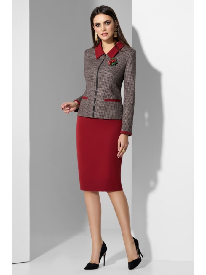 Юбочный костюм Юрс