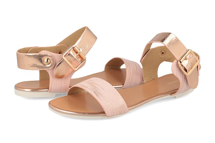 Модные кроссовки