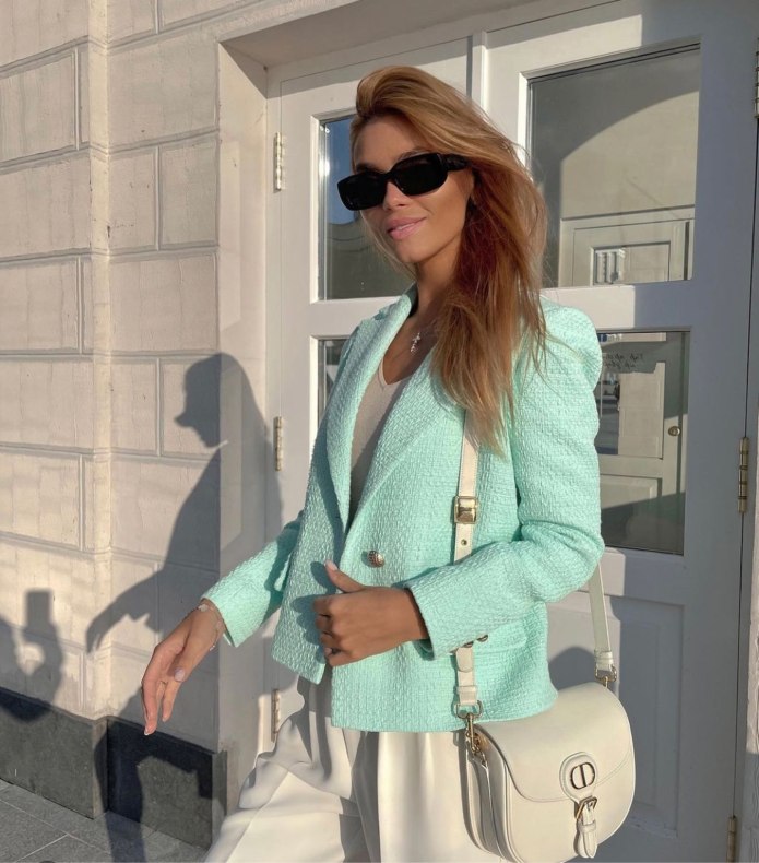 Пиджак бирюзового цвета