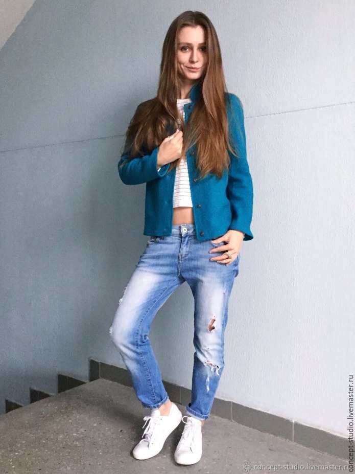 Пиджак изумрудного цвета женский