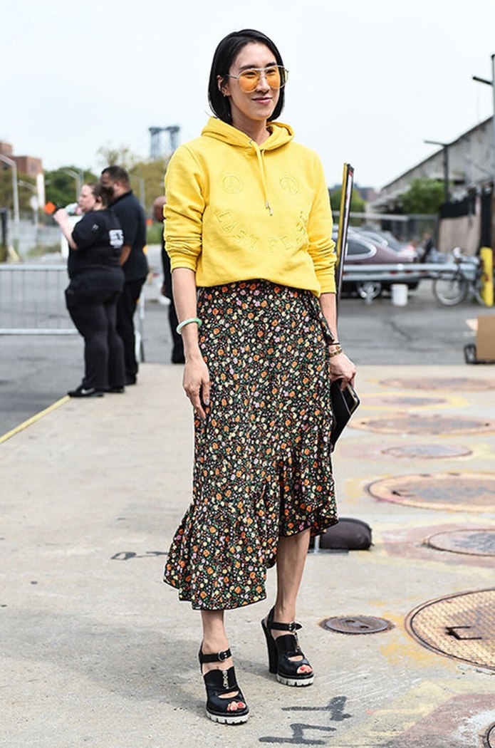 Толстовка с юбкой