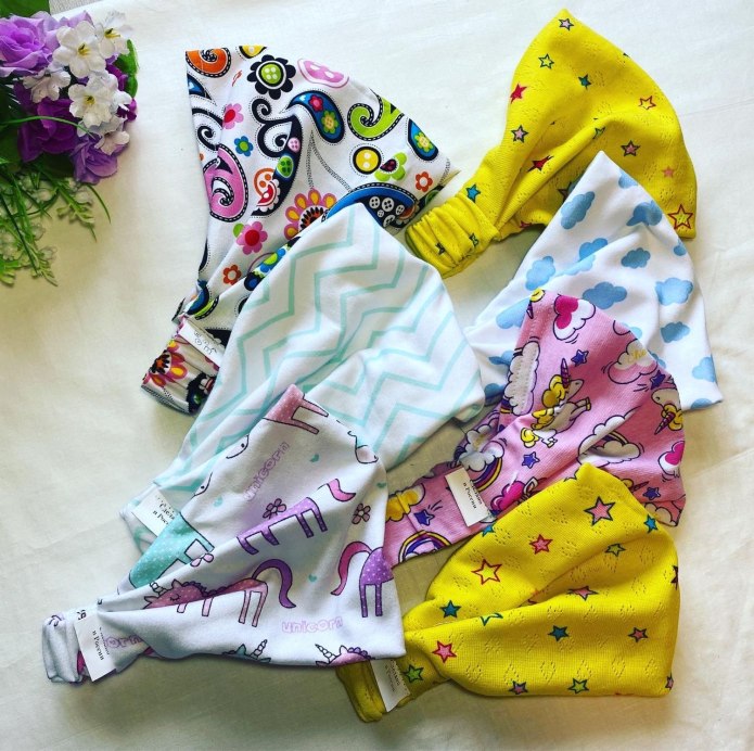 Косынка для девочки на резинке