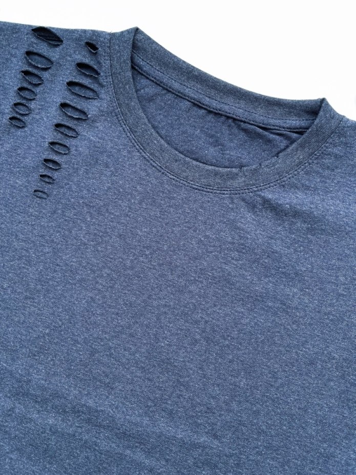 Летние футболки женские