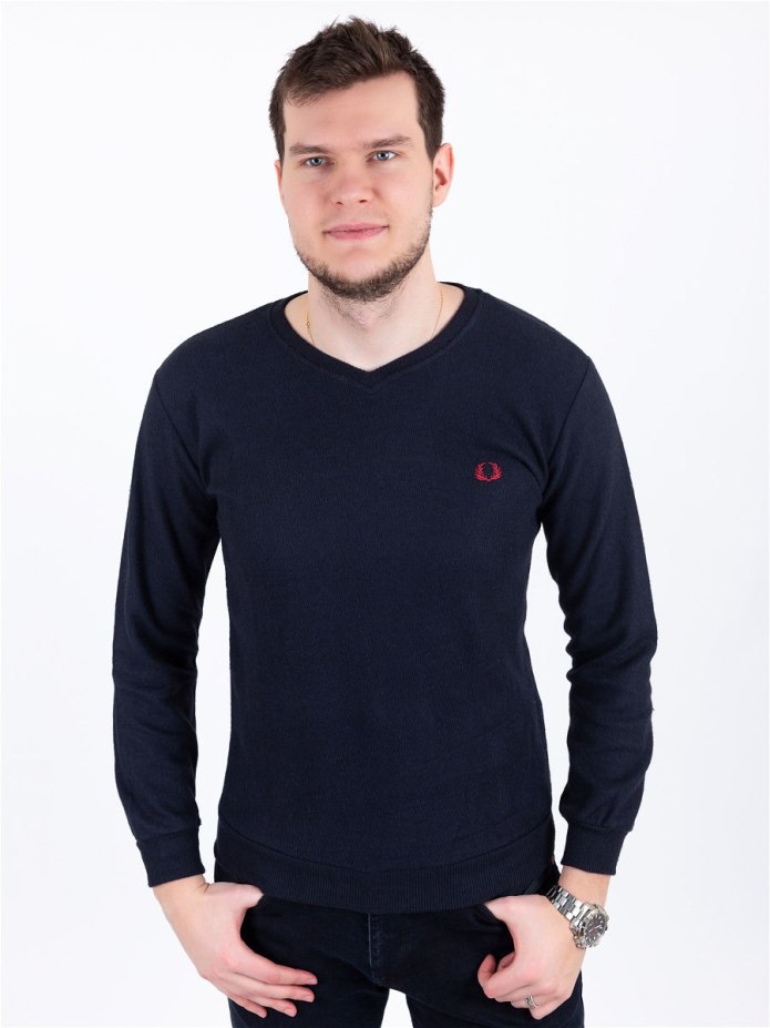 Вязаный свитер мужской