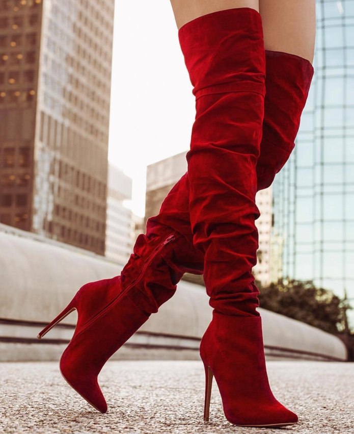 Красные сапоги ботфорты