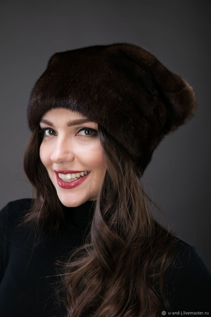 Головной убор под губу