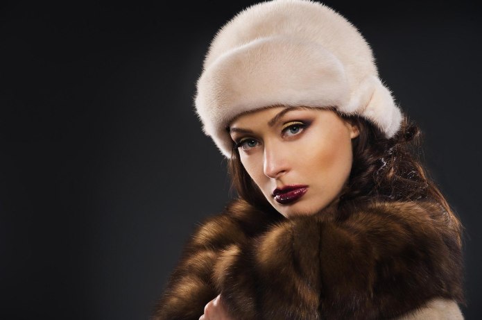 Шапка со снудом