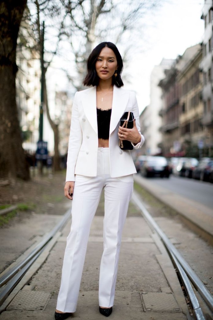 Строгий костюм женский