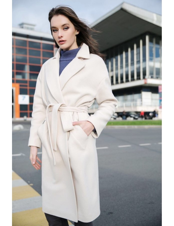 Красивое пальто женское