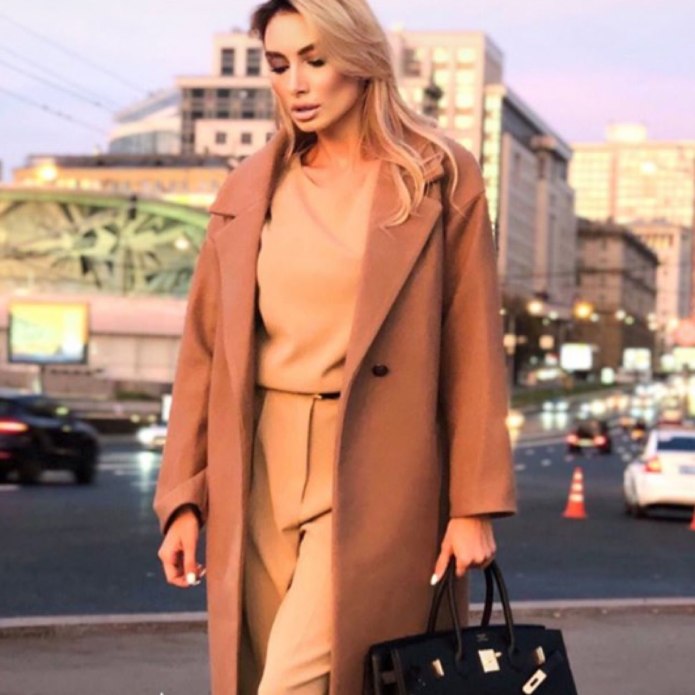 Красивое пальто