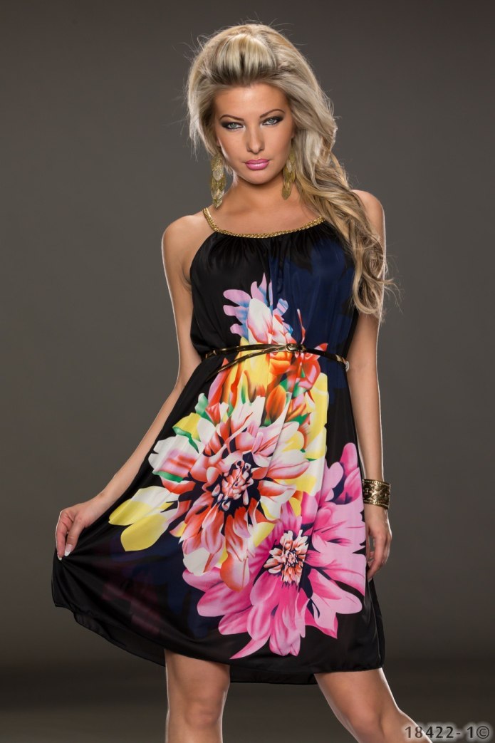 Teuta Matoshi зеленое платье