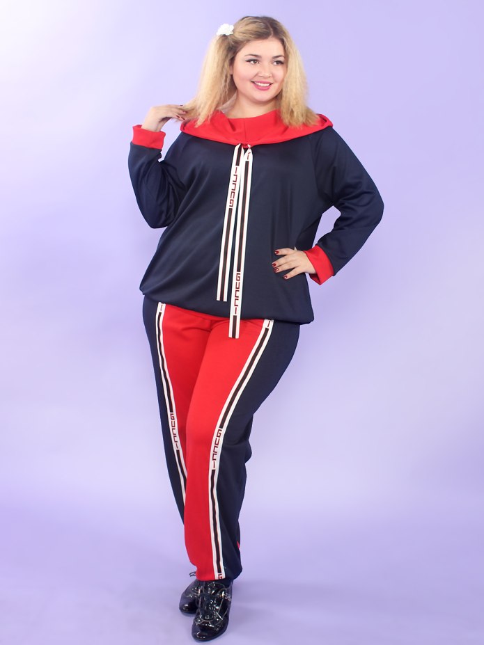 Костюм велюровый 68.70 размер из Иваново