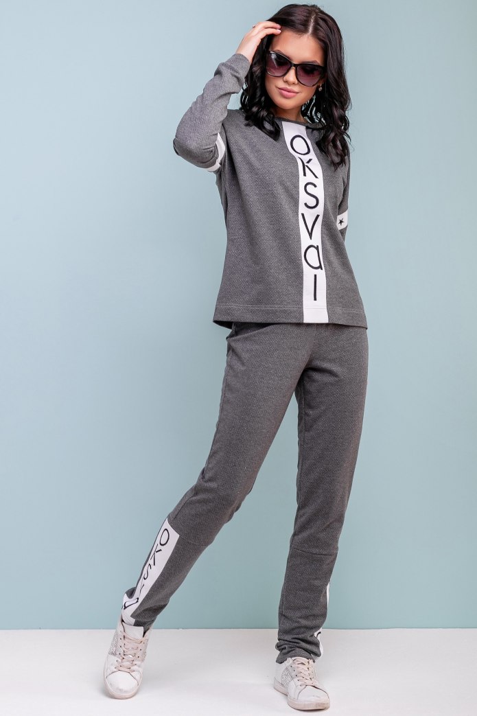 Модные спортивные костюмы