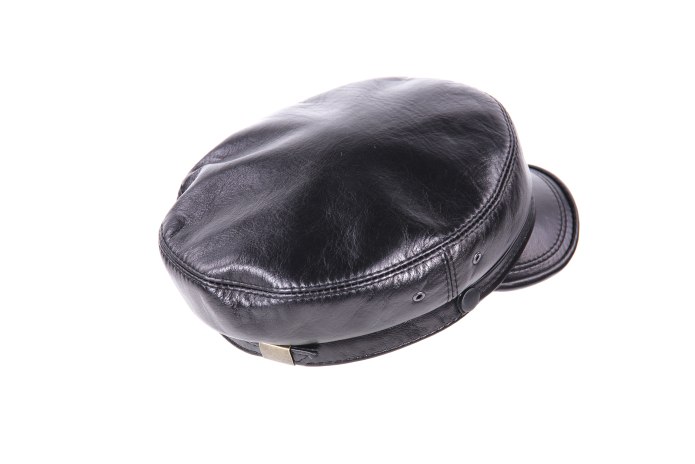 Кожаная кепка хорт