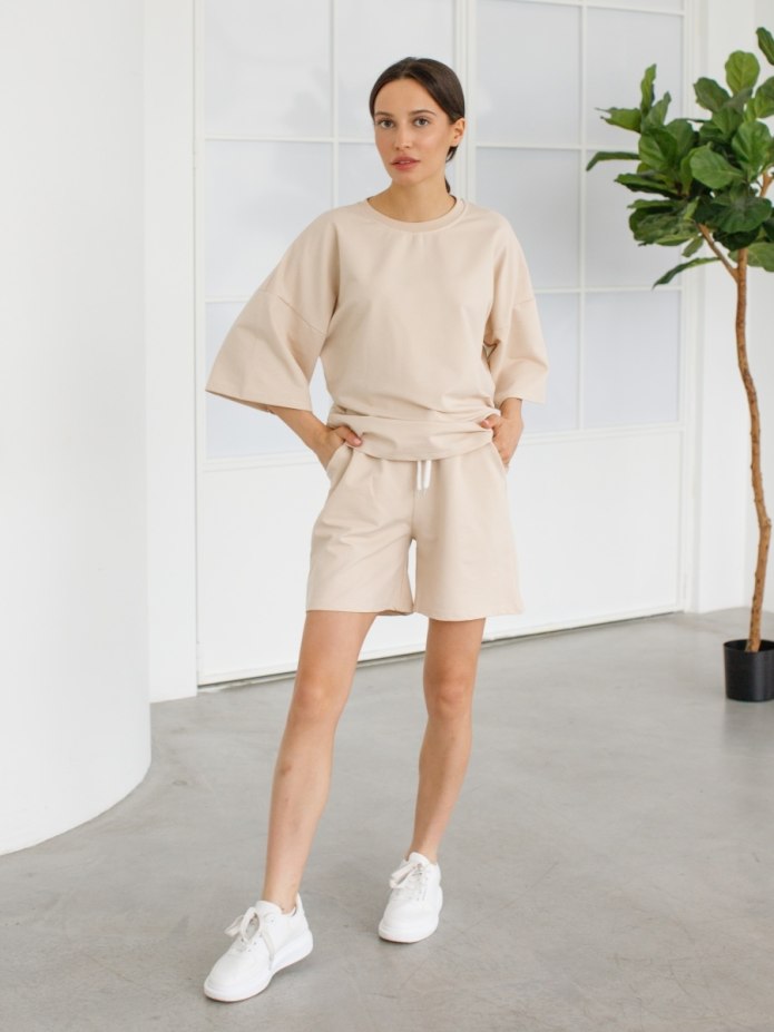 Трикотажные костюмы женские