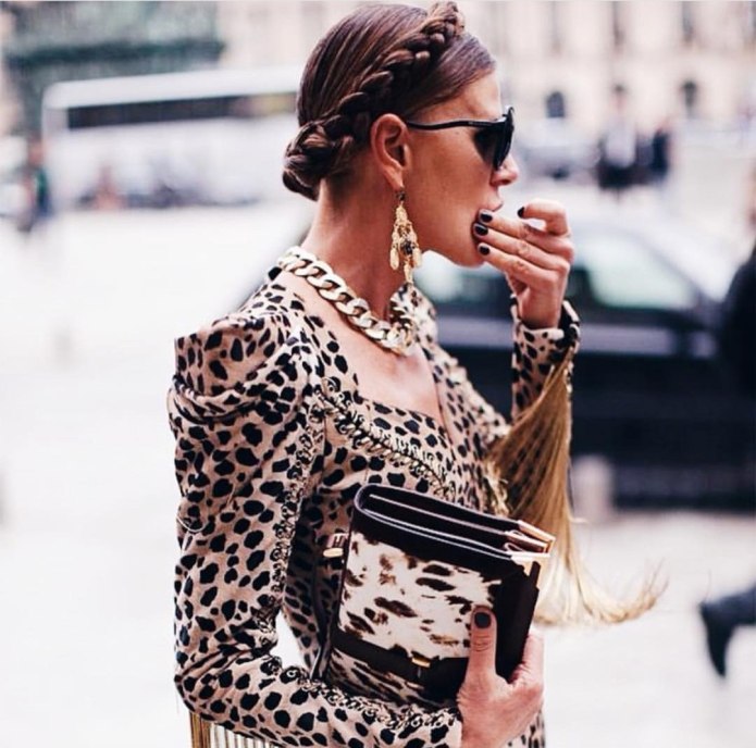 Платье Пьер Карден леопардовым принтом