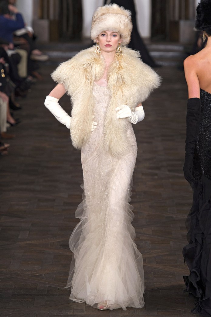 Elie Saab Haute Couture Fall Winter 2014 - 2015 Fashion show