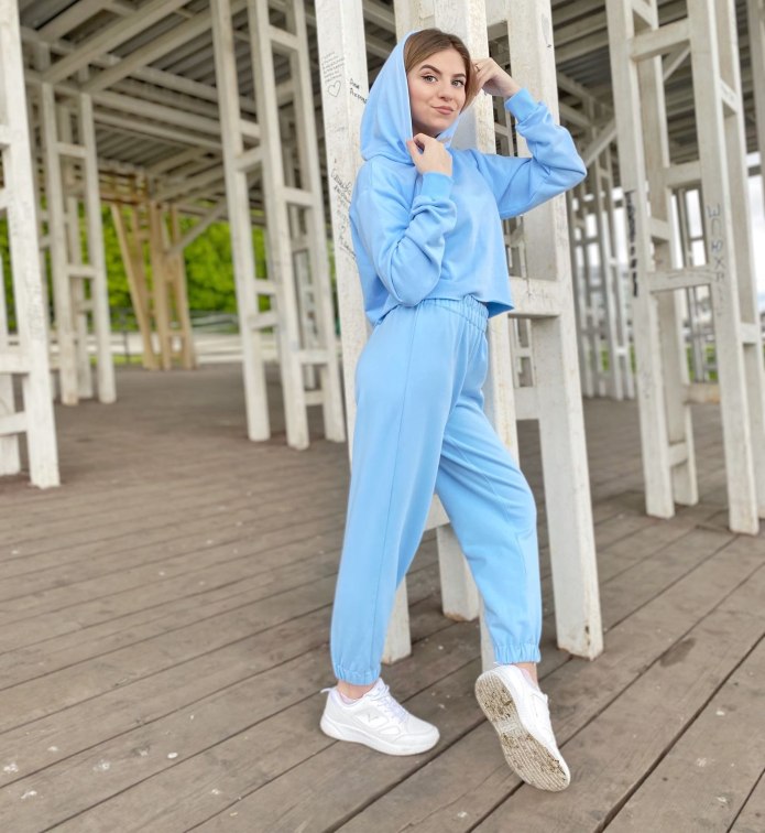 Спортивный костюм